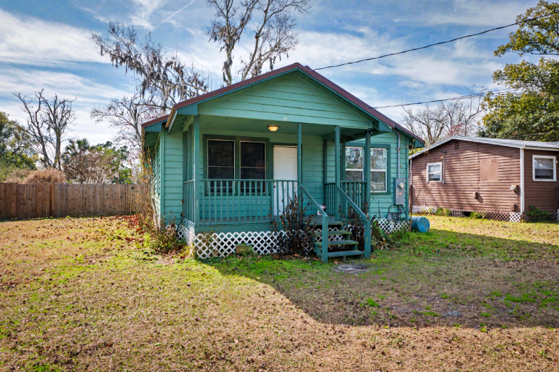 jacksonville House: 250 vernis ave