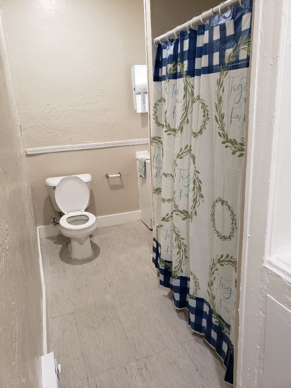 EAST CLEVELAND Apartment: 15000 Euclid Ave