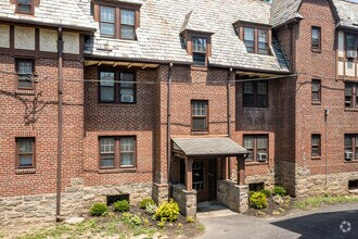 Landsowne Apartment: 85 S Landsowne Ave