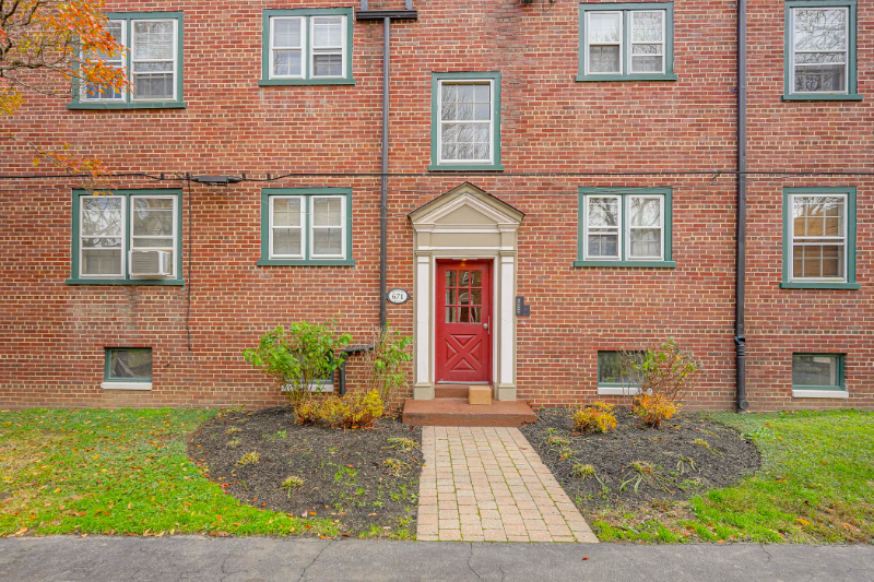 Philadelphia Condo: 671 Franklin Place