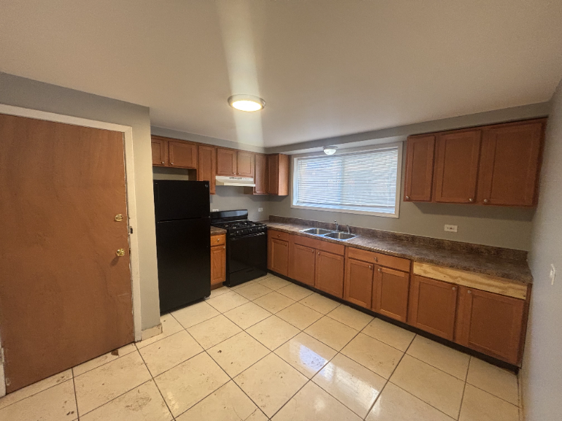 Bellwood Multiplex: 3406 Warren Ave