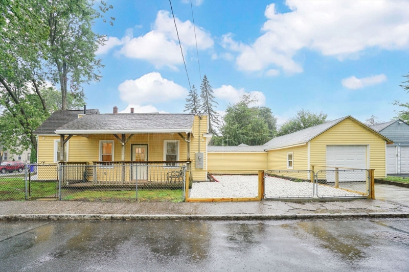 Springfield House: 140 Wait St