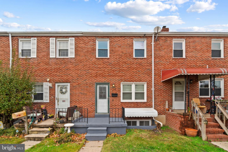 Baltimore House: 8146 Del Haven Rd