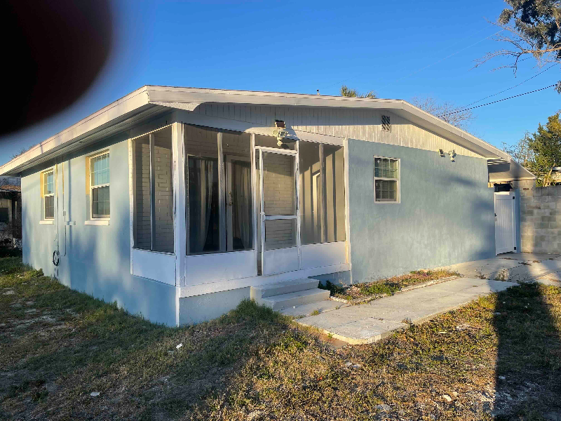 Holiday House: 4007 Bonita Rd