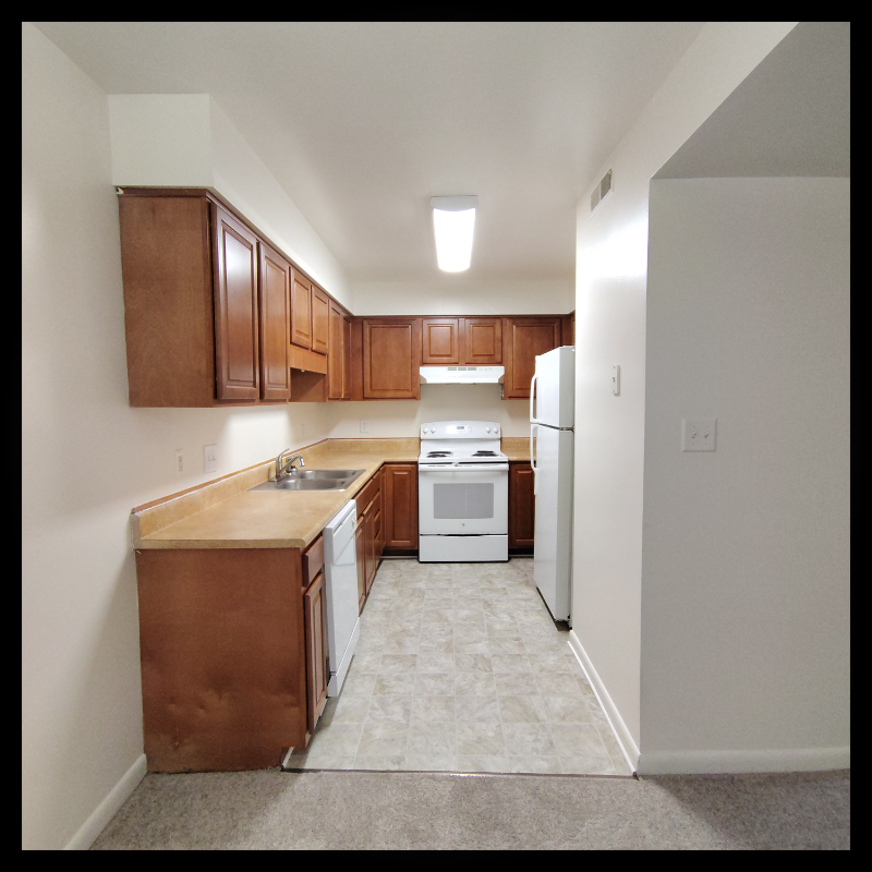 Lynchburg Apartment: 600 Reusens Road