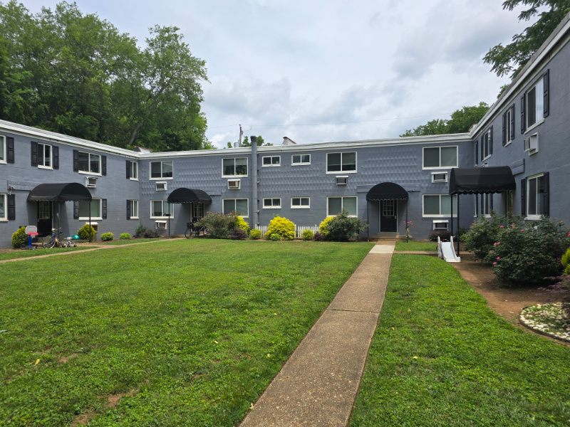 Richmond Multiplex: 3210 Ellwood Ave