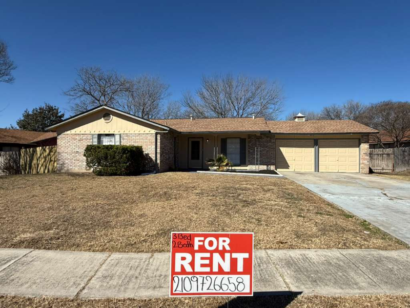 San Antonio House: 5419 Lake Grove