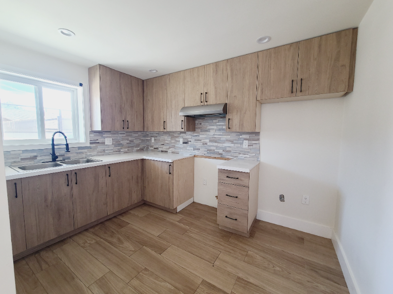 Tujunga Multiplex: 9949 Pinewood Ave