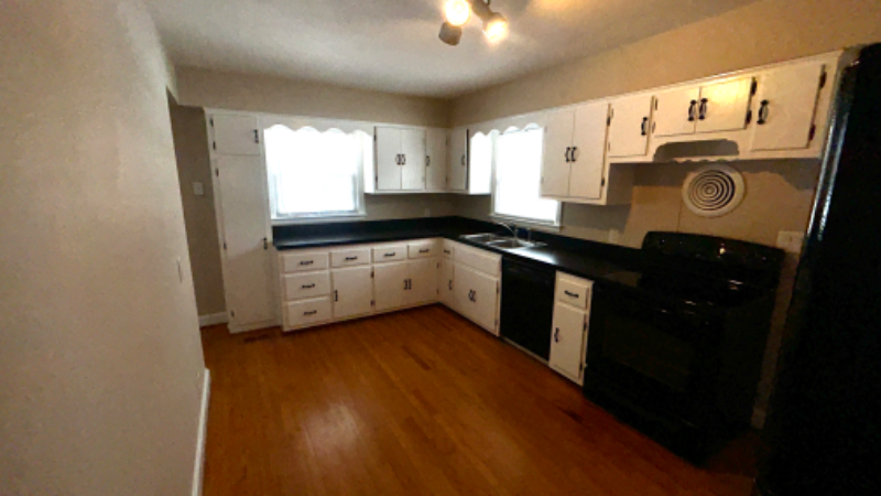 Louisville House: 4500 Winchester