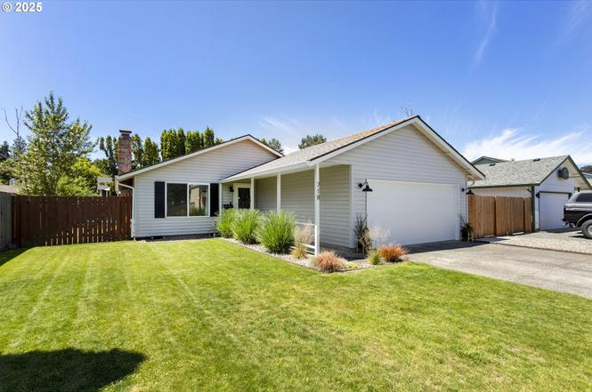 Vancouver House: 718 SE 143rd Ave