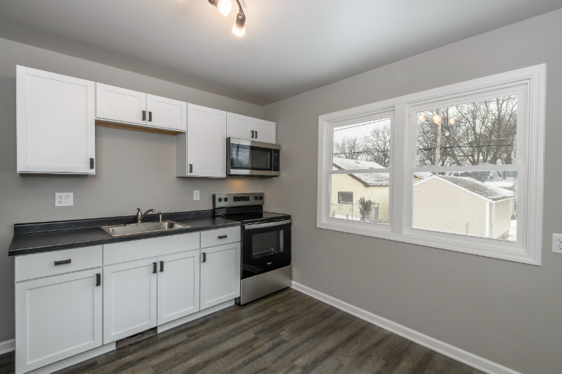 Milwaukee House: 424 S 66th St