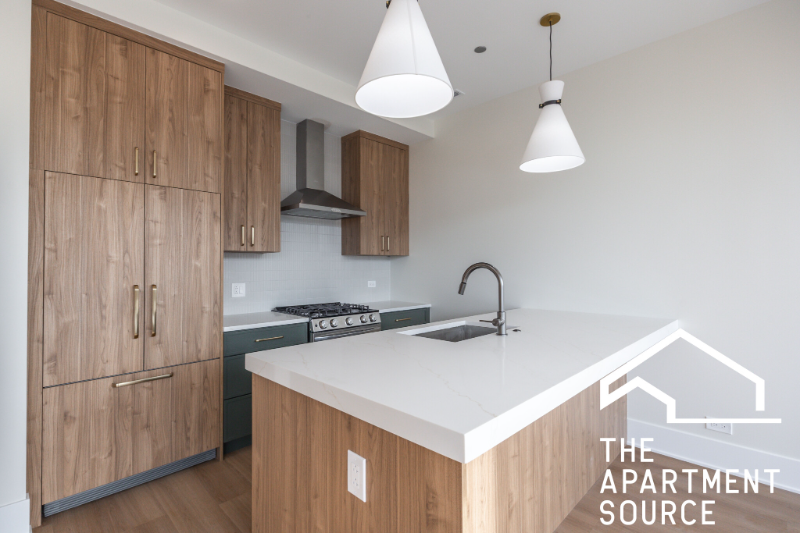 Chicago Condo: 1620 W Grand