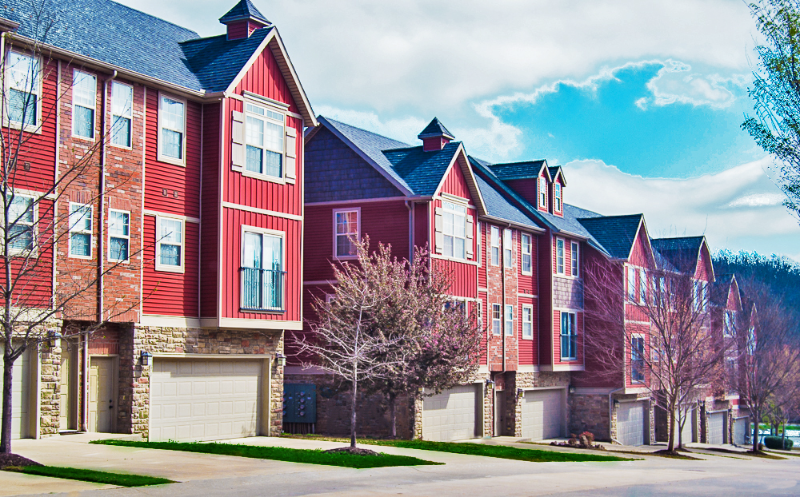 Fayetteville Condo: 2854 W Lakewood Dr