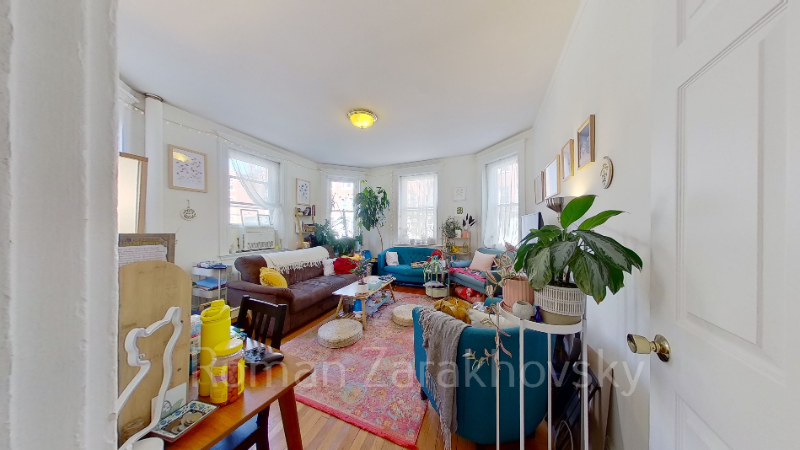 Brighton Apartment: 42 Strathmore Road