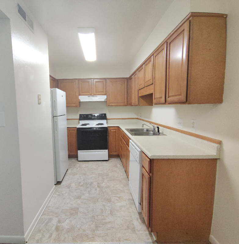 Lynchburg Apartment: 600 Reusens Road