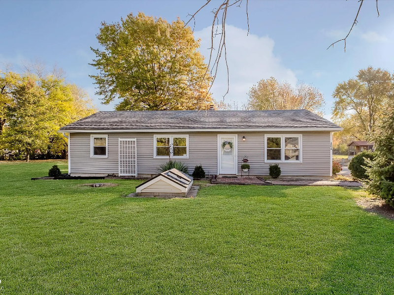 Sheridan House: 17815 Joliet Rd