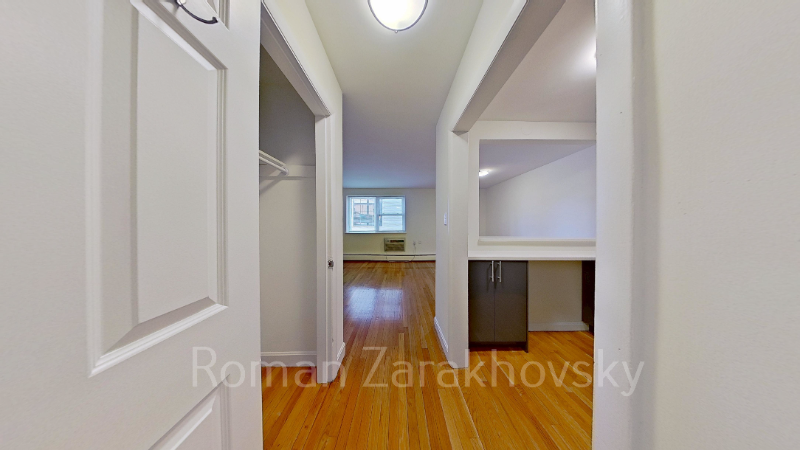 Brookline Apartment: 14 Marion St