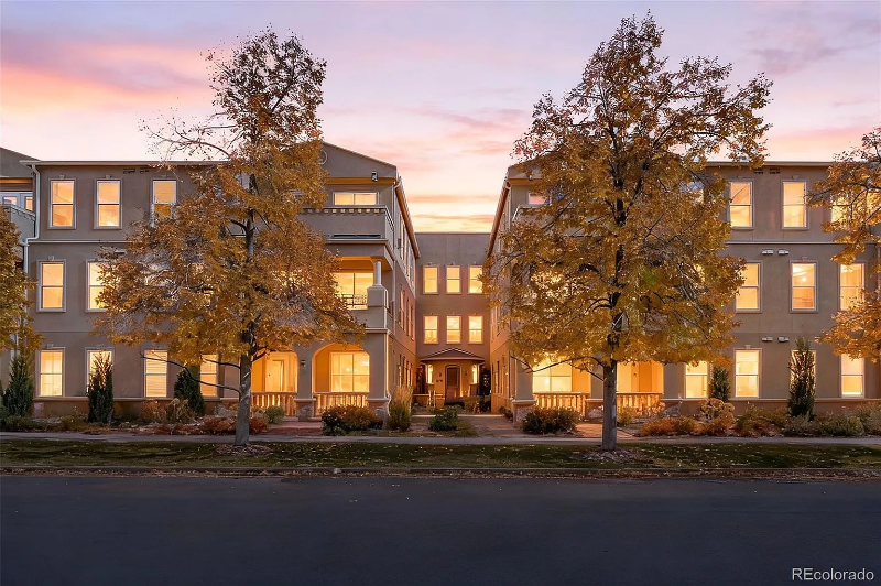 Denver Condo: 40 Madison St