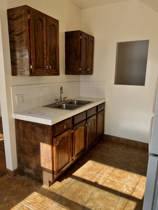 los angeles Apartment: 7964 fountain