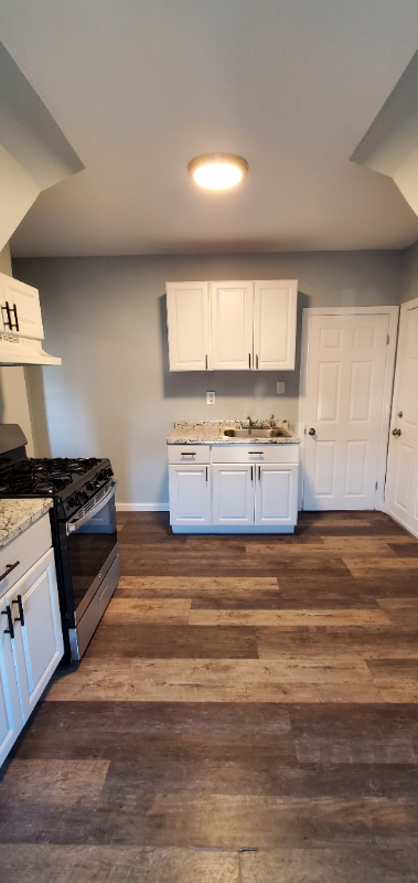 New Bedford Apartment: 53 Merrimac Street