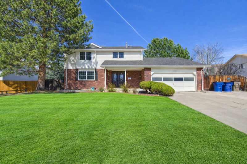 Broomfield House: 1000 Flint Way