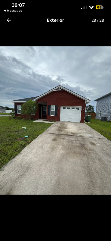 Hinesville House: 22 Wythe Street