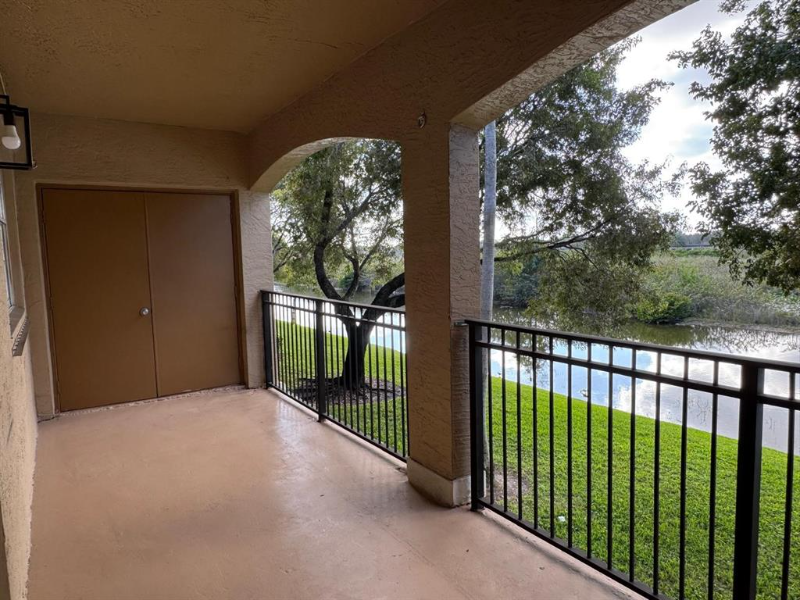 Pembroke Pines Condo: 200 SW 117th Ter