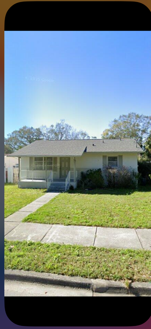 Tarpon Springs House: 308 Banana Street