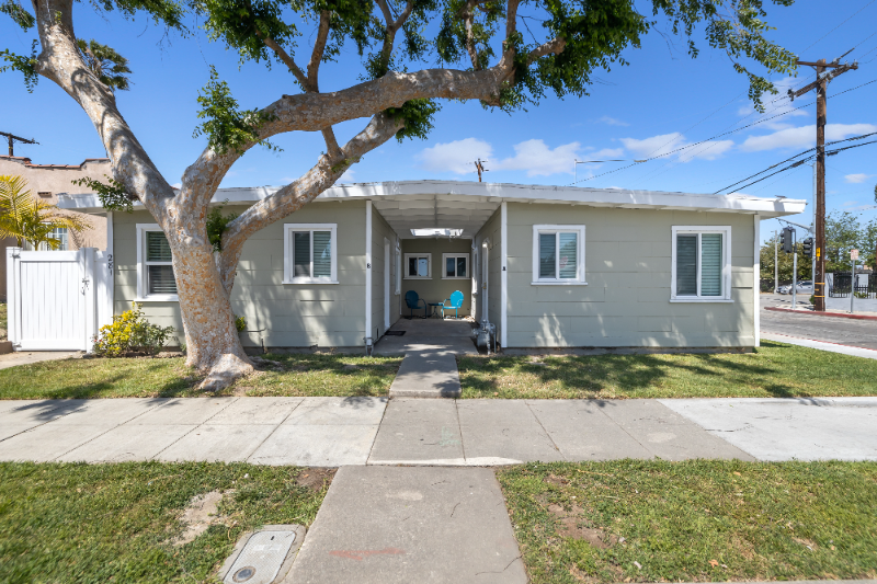 Long Beach Multiplex: 281 E Pleasant St