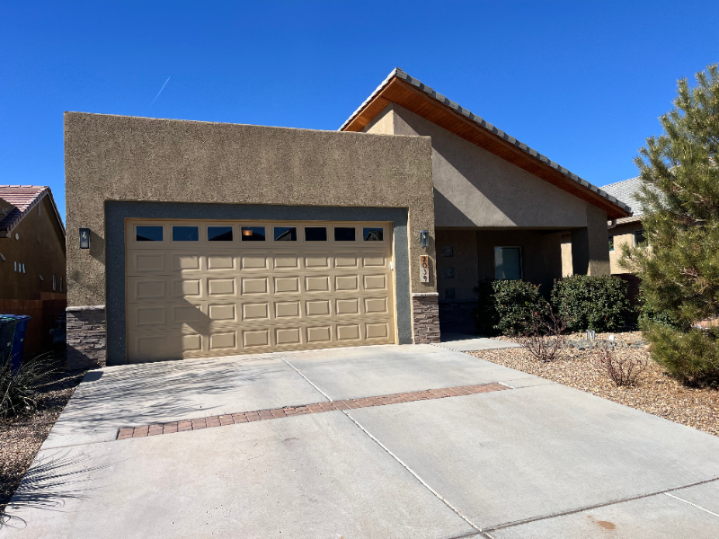 Albuquerque House: 2039 Cougar Run Ct SE