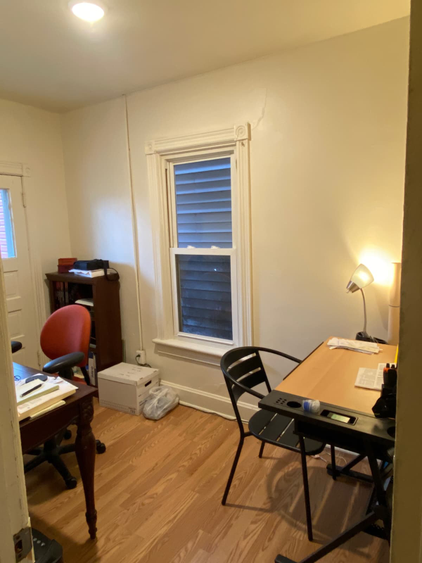 HAGERSTOWN Townhome: 136 N LOCUST ST