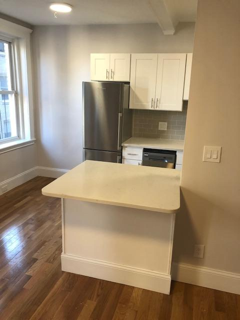 boston Apartment: 121 Park Dr., #24