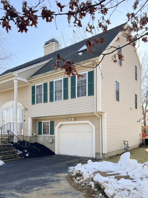 Shrewsbury Townhome: 53 Arrowwood Dr