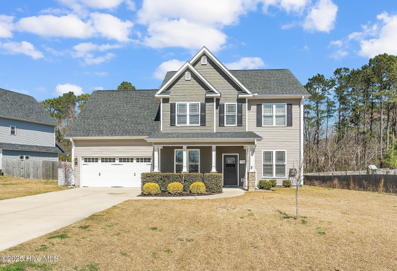 Jacksonville House: 108 Longhorn Rd