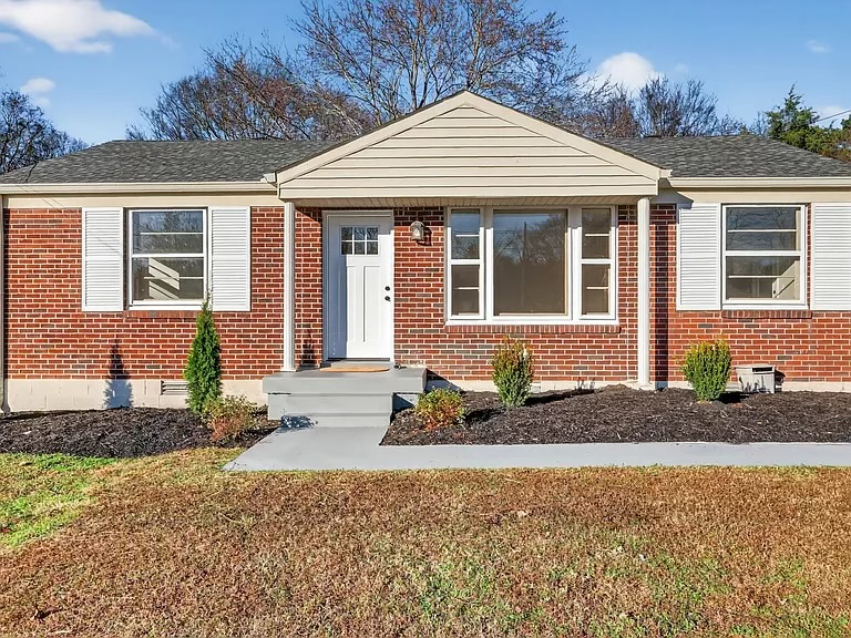 Nashville House: 2718 Mckeige Dr