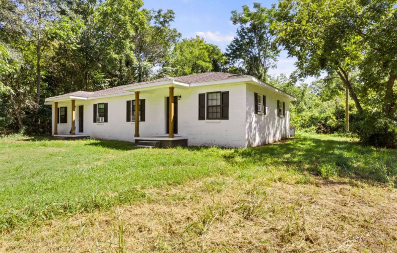 Anderson Other: 1204 Evergreen St