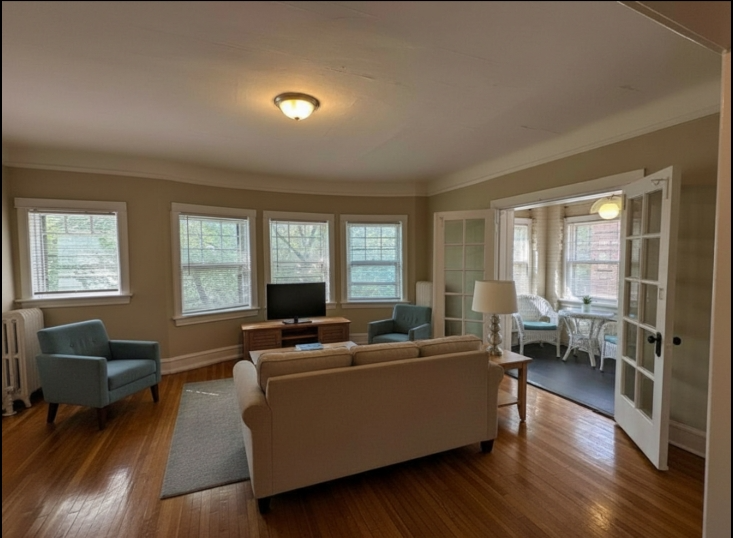 Milwaukee Apartment: 2534 N Prospect