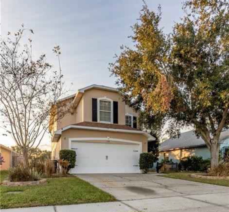 Kissimmee House: 768 Country Woods Cir