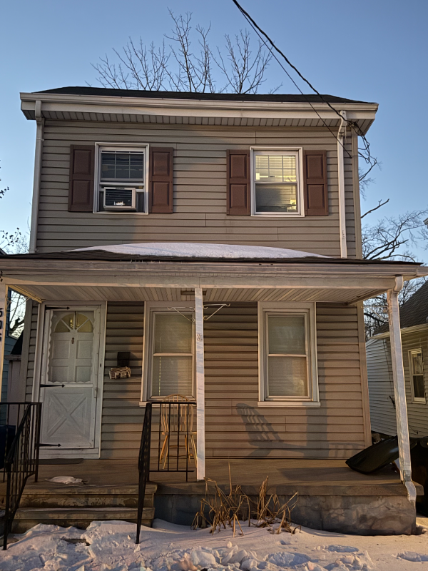 Riverton Multiplex: 506 Broad St