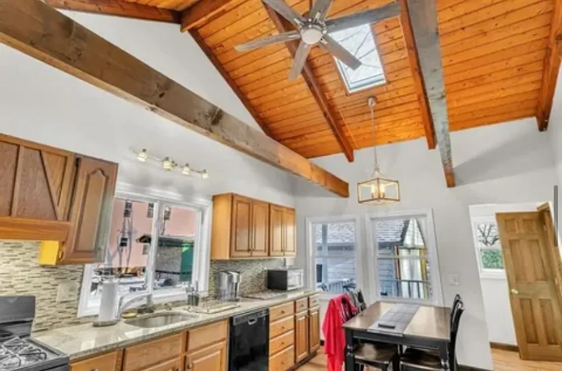 Westfield Multiplex: 5 Leonard ave