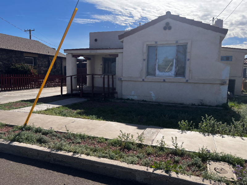 Needles House: 1415 Highland Ave