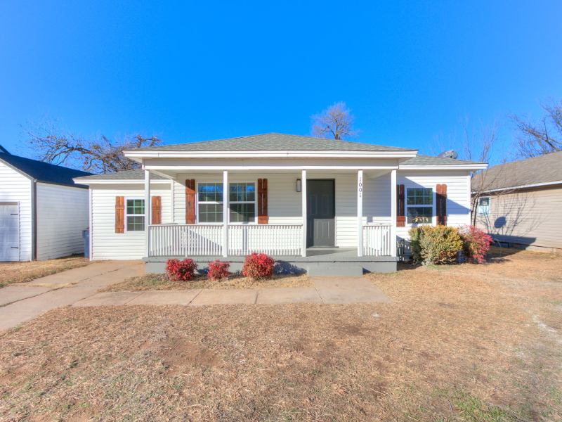 oklahoma city House: 1001 nw 98th st