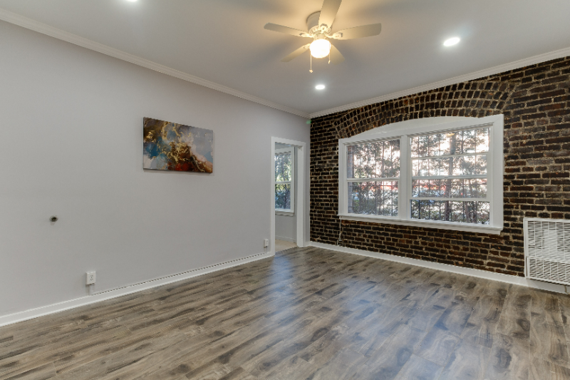 Los Angeles Apartment: 730 S. Catalina St