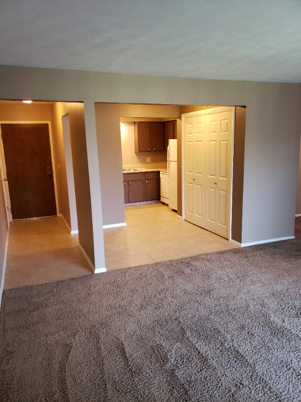 Lincoln Apartment: 7100 Van Dorn Street