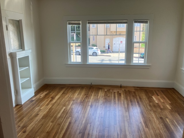 Oakland Apartment: 437 Euclid Ave