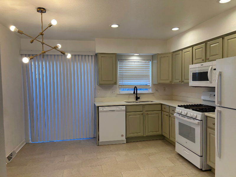 Aurora Condo: 15815 E 13th Pl