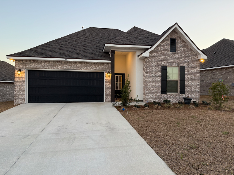 Freeport House: 184 Bon Ami Dr