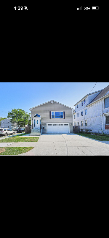 West Haven House: 103 Gilbert St