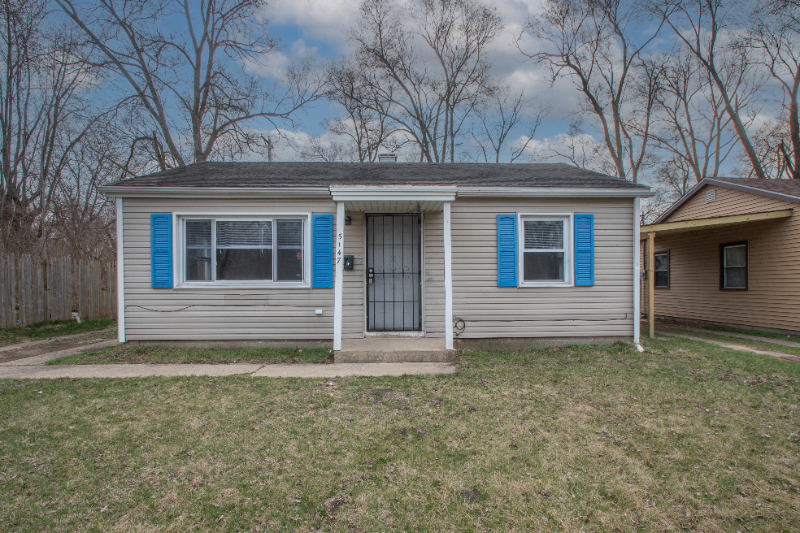 Gary House: 5147 E 10th Ave