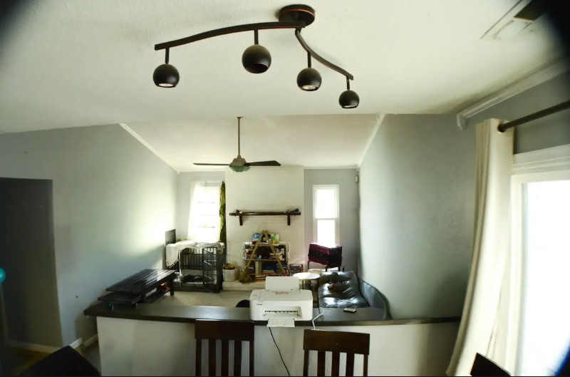 Virginia Beach House: 1680 Guthrie St